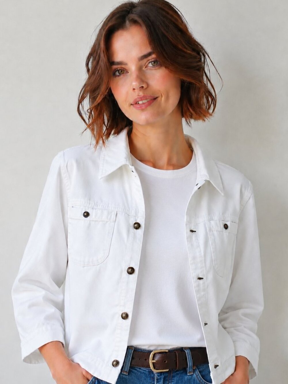 Lightweight cotton blend jacket wtih three quarter sleeves